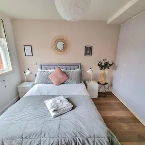 London City Apartments Apartment